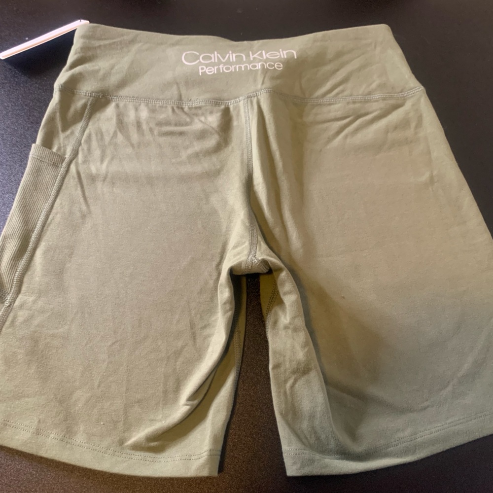 CALVIN KLEIN BIKER SHORTS